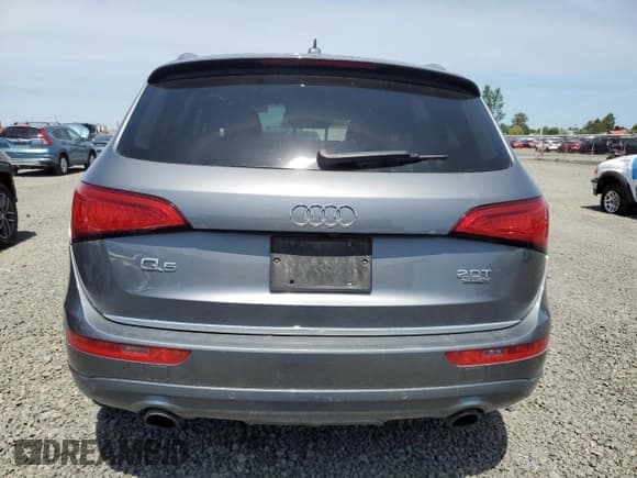 ✅ 2016 Audi Q5 Premium Plus • VIN: WA1L2AFP3GA081754 • Lot: 57153085. Wystawiony na Copart z przebiegiem 160 460 mil. Bezpłatny archiwum sprzedaży aukcyjnych z USA i szczegółowy raport historii pojazdu na DreamBid. Zdjęcie 6.