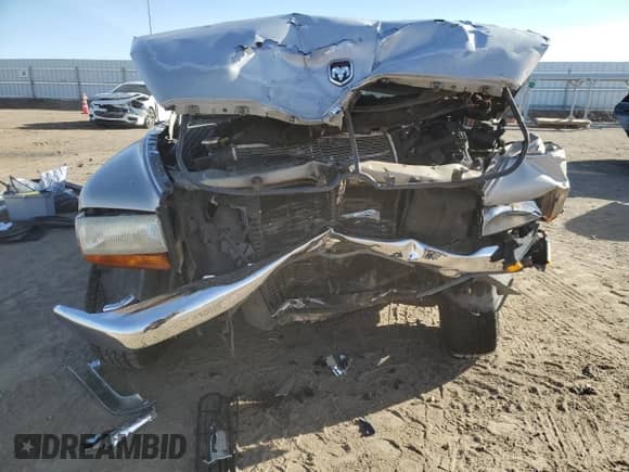 1998 Dodge Dakota SLT z VIN 1B7GL22Y6WS549252, wystawiony jako Copart lot #86925244 z przebiegiem 246 913 mil mil oraz Szkoda całkowita • Salvage title. Historia ofert i sprzedaży dostępna na DreamBid. Obrazek 5.