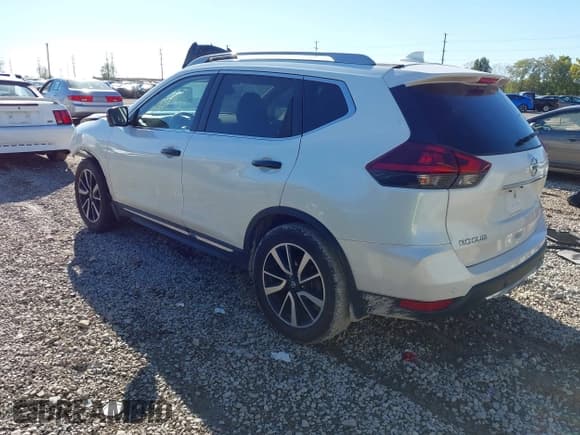 ✅ 2020 Nissan Rogue S • VIN: 5N1AT2MT0LC769267 • Lot: 43480024. Listed on IAAI with 75,517 mi. Free auction sales archive from the USA and detailed vehicle history report at DreamBid. Image 3.