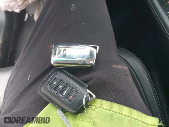 ✅ 2016 Lexus GS 350 • VIN: JTHCZ1BL8GA004252 • Lot: 42145398. Wystawiony na IAAI z przebiegiem 102 542 mil. Bezpłatny archiwum sprzedaży aukcyjnych z USA i szczegółowy raport historii pojazdu na DreamBid. Zdjęcie 11.