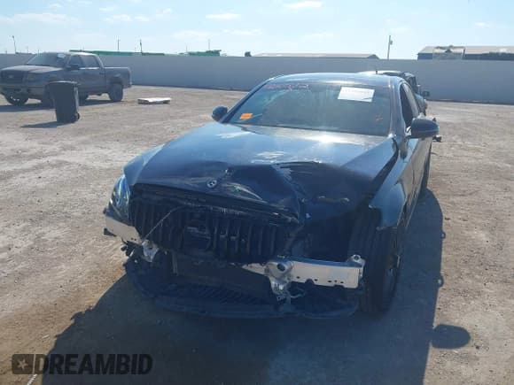 ✅ 2019 Mercedes-Benz E 300 • VIN: WDDZF4JB5KA571001 • Lot: 43405812. Wystawiony na IAAI z przebiegiem 87 386 mil. Bezpłatny archiwum sprzedaży aukcyjnych z USA i szczegółowy raport historii pojazdu na DreamBid. Zdjęcie 6.