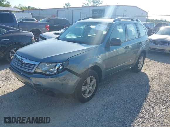 ✅ 2013 Subaru Forester X • VIN: JF2SHABC3DH431469 • Lot: 42932316. Listed on IAAI with 131,344 mi. Free auction sales archive from the USA and detailed vehicle history report at DreamBid. Image 2.
