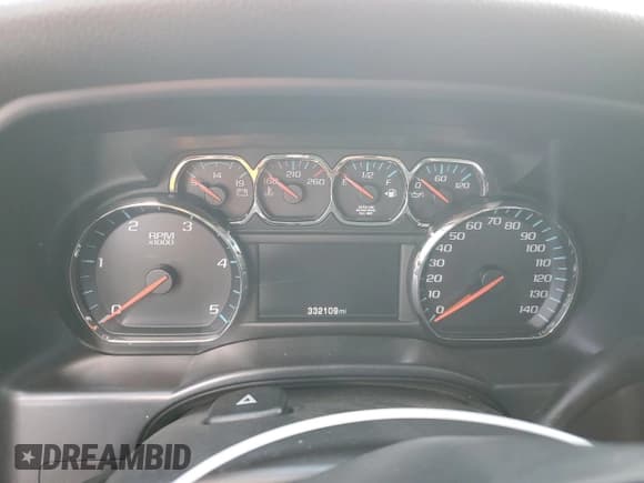 ✅ 2015 Chevrolet Silverado 2500HD LT • VIN: 1GC1CVE82FF539944 • Lot: 51328485. Listed on Copart with 332,109 mi. Free auction sales archive from the USA and detailed vehicle history report at DreamBid. Image 9.