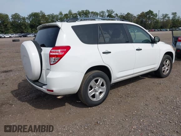 ✅ 2010 Toyota RAV4 • VIN: 2T3BF4DV1AW032988 • Лот: 43330294. Опубликован ранее на IAAI с пробегом 131 920 миль. Бесплатный доступ к архиву аукционных продаж из США и подробный отчёт об истории автомобиля на DreamBid. Изображение 4.