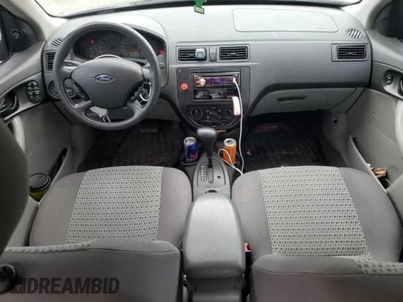 ✅ 2007 Ford Focus S • VIN: 1FAFP34N47W199967 • Lot: 60691605. Listed on Copart with 200,874 mi. Free auction sales archive from the USA and detailed vehicle history report at DreamBid. Image 8.