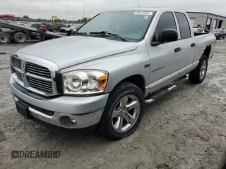 ✅ 2007 Dodge 1500 SLT • VIN: 1D7HA18217S132765 • Lot: 90615055. Wystawiony na Copart z przebiegiem 189 627 mil. Bezpłatny archiwum sprzedaży aukcyjnych z USA i szczegółowy raport historii pojazdu na DreamBid. Zdjęcie 1.