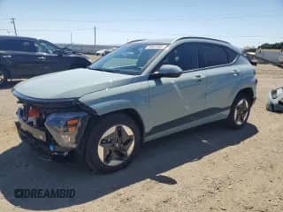 2024 Hyundai Kona SEL с VIN KM8HC3A67RU013778, выставлен на аукционе Copart как лот 55601085 с пробегом 6 091 миль миль и Списание • Salvage title. История ставок и продаж доступна на DreamBid. Изображение 1.