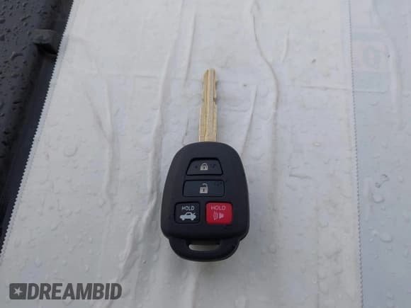 ✅ 2013 Toyota Camry SE • VIN: 4T1BF1FK3DU282702 • Lot: 43637815. Listed on IAAI with 224,808 mi. Free auction sales archive from the USA and detailed vehicle history report at DreamBid. Image 11.