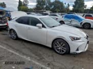 ✅ 2019 Lexus IS 300 • VIN: JTHBA1D24K5098218 • Лот: 91318645. Опубликован ранее на Copart с пробегом 61 957 миль. Бесплатный доступ к архиву аукционных продаж из США и подробный отчёт об истории автомобиля на DreamBid. Изображение 4.