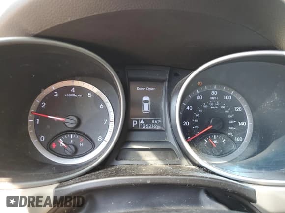 ✅ 2016 Hyundai Santa Fe SE • VIN: KM8SMDHFXGU153626 • Лот: 59127684. Опубликован ранее на Copart с пробегом 125 212 миль. Бесплатный доступ к архиву аукционных продаж из США и подробный отчёт об истории автомобиля на DreamBid. Изображение 9.