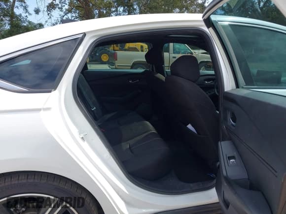 ✅ 2024 Honda Accord Sport • VIN: 1HGCY2F50RA010914 • Лот: 43160465. Опубликован ранее на IAAI с пробегом Не указан. Бесплатный доступ к архиву аукционных продаж из США и подробный отчёт об истории автомобиля на DreamBid. Изображение 8.