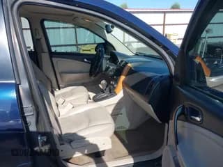 ✅ 2007 Saturn VUE V6 • VIN: 5GZCZ53427S832936 • Lot: 42531308. Wystawiony na IAAI z przebiegiem 153 138 mil. Bezpłatny archiwum sprzedaży aukcyjnych z USA i szczegółowy raport historii pojazdu na DreamBid. Zdjęcie 5.