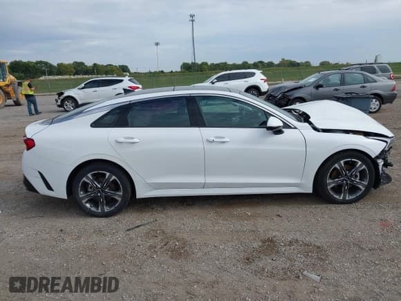 ✅ 2022 Kia K5 EX • VIN: 5XXG34J24NG085444 • Lot: 43420625. Listed on IAAI with 83,937 mi. Free auction sales archive from the USA and detailed vehicle history report at DreamBid. Image 14.