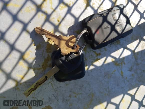 ✅ 2019 Chevrolet Silverado 1500 LT • VIN: 2GCVKPEC8K1194621 • Лот: 43565554. Опубликован ранее на IAAI с пробегом 118 177 миль. Бесплатный доступ к архиву аукционных продаж из США и подробный отчёт об истории автомобиля на DreamBid. Изображение 11.