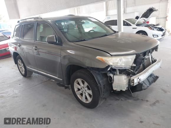 ✅ 2012 Toyota Highlander • VIN: 5TDZK3EH3CS088254 • Lot: 42295847. Wystawiony na IAAI z przebiegiem 193 404 mil. Bezpłatny archiwum sprzedaży aukcyjnych z USA i szczegółowy raport historii pojazdu na DreamBid. Zdjęcie 1.