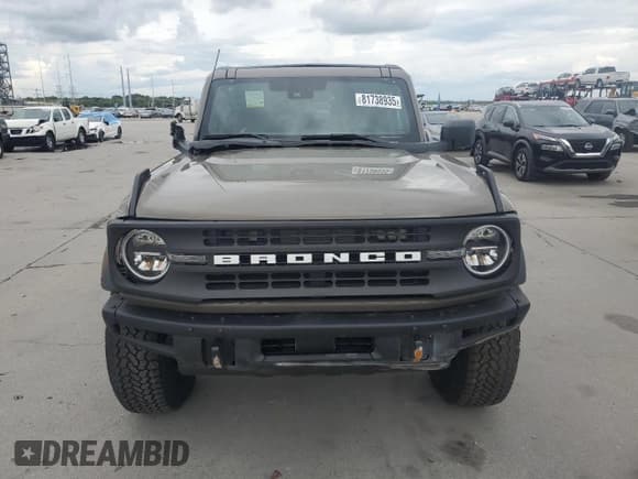 ✅ 2025 Ford Bronco Big Bend • VIN: 1FMEE7BH7SLA53441 • Lot: 81738935. Wystawiony na Copart z przebiegiem 1 131 mil. Bezpłatny archiwum sprzedaży aukcyjnych z USA i szczegółowy raport historii pojazdu na DreamBid. Zdjęcie 5.