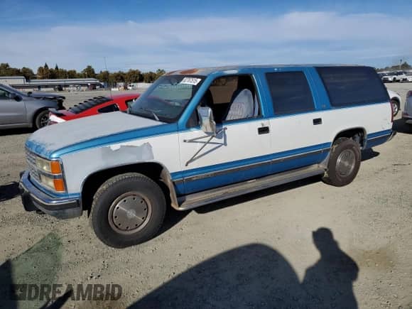 1992 Chevrolet Suburban with VIN 1GNGC26N6NJ331467, listed as a Copart auction lot 82787515 with 83,845 mi miles and Clean title. Bid and sale history available at DreamBid. Image 1.