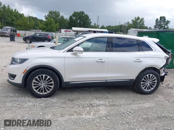 ✅ 2017 Lincoln MKX Select • VIN: 2LMPJ6KP4HBL18254 • Лот: 42771053. Опубликован ранее на IAAI с пробегом 63 994 миль. Бесплатный доступ к архиву аукционных продаж из США и подробный отчёт об истории автомобиля на DreamBid. Изображение 15.