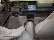 ✅ 1999 Dodge Dakota SLT • VIN: 1B7GG22YXXS215599 • Lot: 54630655. Wystawiony na Copart z przebiegiem 141 255 mil. Bezpłatny archiwum sprzedaży aukcyjnych z USA i szczegółowy raport historii pojazdu na DreamBid. Zdjęcie 8.