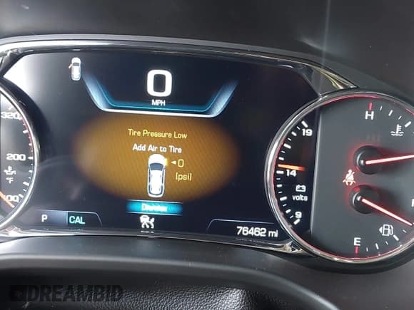 ✅ 2018 GMC Acadia Denali • VIN: 1GKKNPLS7JZ188730 • Lot: 43240994. Wystawiony na IAAI z przebiegiem 76 462 mil. Bezpłatny archiwum sprzedaży aukcyjnych z USA i szczegółowy raport historii pojazdu na DreamBid. Zdjęcie 7.