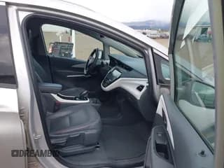 ✅ 2017 Chevrolet Bolt EV Premier • VIN: 1G1FX6S09H4176628 • Lot: 39193191. Wystawiony na IAAI z przebiegiem 33 234 mil. Bezpłatny archiwum sprzedaży aukcyjnych z USA i szczegółowy raport historii pojazdu na DreamBid. Zdjęcie 5.