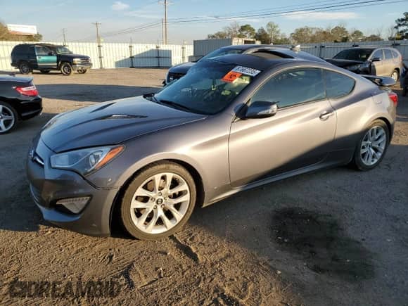 2013 Hyundai Genesis Coupe Track z VIN KMHHU6KJ3DU110955, wystawiony jako Copart lot #87667235 z przebiegiem 134 316 mil mil oraz Szkoda całkowita • Salvage title. Historia ofert i sprzedaży dostępna na DreamBid. Obrazek 1.