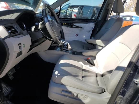 ✅ 2018 Honda Pilot EX-L • VIN: 5FNYF6H55JB036242 • Лот: 91045215. Опубликован ранее на Copart с пробегом 127 885 миль. Бесплатный доступ к архиву аукционных продаж из США и подробный отчёт об истории автомобиля на DreamBid. Изображение 7.