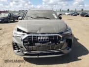 ✅ 2022 Audi Q3 S line Premium Plus • VIN: WA1EECF37N1065210 • Lot: 81766665. Wystawiony na Copart z przebiegiem 49 927 mil. Bezpłatny archiwum sprzedaży aukcyjnych z USA i szczegółowy raport historii pojazdu na DreamBid. Zdjęcie 5.