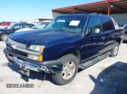 ✅ 2005 Chevrolet Avalanche LS • VIN: 3GNEC12Z55G271144 • Lot: 43633435. Listed on IAAI with 291,369 mi. Free auction sales archive from the USA and detailed vehicle history report at DreamBid. Image 2.