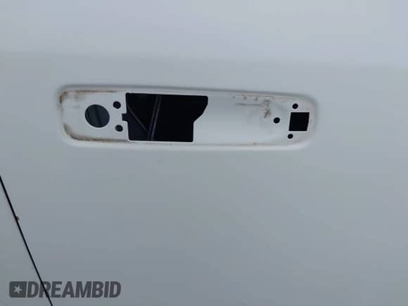 2016 Ram 1500 Express with VIN 1C6RR7FT5GS125377, listed as a IAAI auction lot 42434120 with 307,641 mi miles and . Bid and sale history available at DreamBid. Image 5.