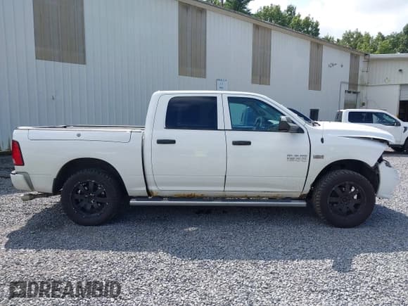 ✅ 2017 Ram 1500 Express • VIN: 1C6RR7KT4HS517788 • Lot: 43152315. Listed on IAAI with 158,357 mi. Free auction sales archive from the USA and detailed vehicle history report at DreamBid. Image 13.