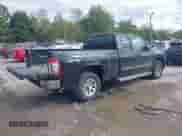 ✅ 2011 Chevrolet Silverado 1500 LS • VIN: 1GCRKREA1BZ313757 • Lot: 43327641. Wystawiony na IAAI z przebiegiem 111 363 mil mil. Skorzystaj z bezpłatnego archiwum sprzedaży aukcyjnych z USA i zobacz szczegółowy raport historii pojazdu na DreamBid. Zdjęcie 4.