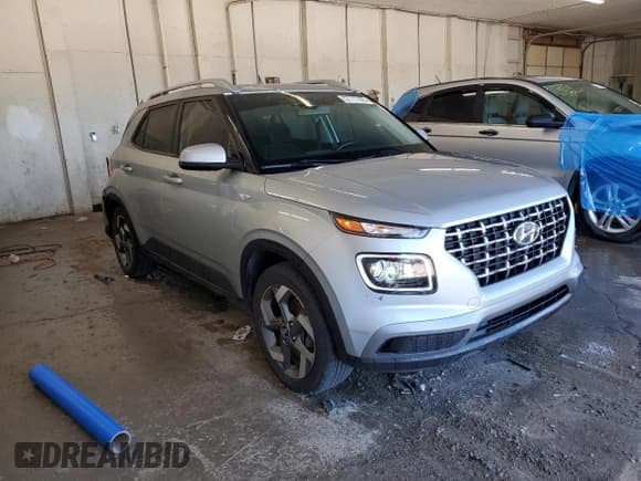 ✅ 2021 Hyundai Venue SEL • VIN: KMHRC8A39MU120640 • Lot: 57777765. Listed on Copart with 11,505 mi. Free auction sales archive from the USA and detailed vehicle history report at DreamBid. Image 4.