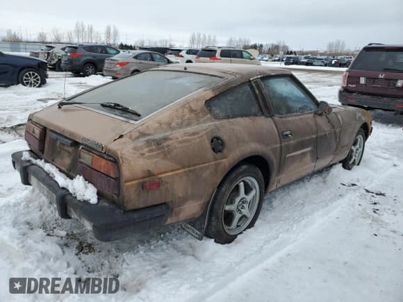 ✅ 1979 Datsun 280ZX • VIN: HS130137808 • Lot: 43799165. Wystawiony na Copart z przebiegiem 28 995 mil. Bezpłatny archiwum sprzedaży aukcyjnych z USA i szczegółowy raport historii pojazdu na DreamBid. Zdjęcie 3.