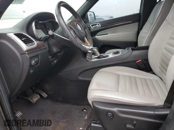 ✅ 2018 Jeep Grand Cherokee Limited • VIN: 1C4RJFBT5JC175214 • Lot: 85017044. Listed on Copart with 95,429 mi. Free auction sales archive from the USA and detailed vehicle history report at DreamBid. Image 7.