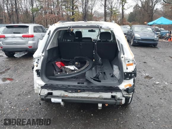 ✅ 2019 Volkswagen Tiguan SE • VIN: 3VV2B7AX6KM128090 • Lot: 43793921. Listed on IAAI with 71,020 mi. Free auction sales archive from the USA and detailed vehicle history report at DreamBid. Image 16.