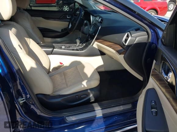 ✅ 2017 Nissan Maxima S • VIN: 1N4AA6APXHC421899 • Lot: 43420012. Listed on IAAI with 134,720 mi. Free auction sales archive from the USA and detailed vehicle history report at DreamBid. Image 5.