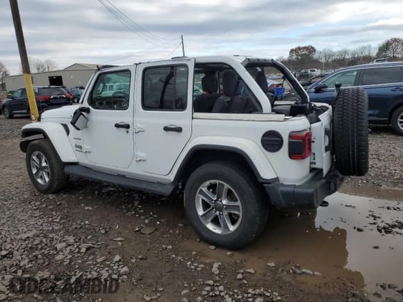 ✅ 2021 Jeep Wrangler Unlimited Sahara • VIN: 1C4HJXEG8MW524336 • Lot: 91873725. Wystawiony na Copart z przebiegiem 70 330 mil. Bezpłatny archiwum sprzedaży aukcyjnych z USA i szczegółowy raport historii pojazdu na DreamBid. Zdjęcie 2.