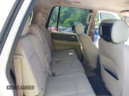 ✅ 2011 Ford Expedition Max XLT • VIN: 1FMJK1H57BEF01229 • Lot: 39462564. Wystawiony na IAAI z przebiegiem 187 107 mil. Bezpłatny archiwum sprzedaży aukcyjnych z USA i szczegółowy raport historii pojazdu na DreamBid. Zdjęcie 8.