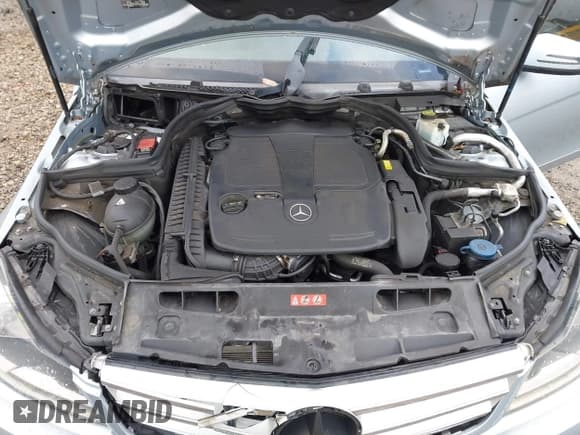 ✅ 2013 Mercedes-Benz C 300 Sport • VIN: WDDGF8AB7DR269115 • Lot: 43566732. Listed on IAAI with 160,735 mi. Free auction sales archive from the USA and detailed vehicle history report at DreamBid. Image 10.