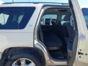 ✅ 2007 Chevrolet Tahoe LT • VIN: 1GNFC13087R382116 • Lot: 43452099. Listed on IAAI with 225,092 mi. Free auction sales archive from the USA and detailed vehicle history report at DreamBid. Image 8.