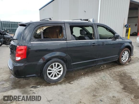 ✅ 2020 Dodge Grand Caravan SXT • VIN: 2C4RDGCG0LR189708 • Лот: 92041845. Опубликован ранее на Copart с пробегом Не указан. Бесплатный доступ к архиву аукционных продаж из США и подробный отчёт об истории автомобиля на DreamBid. Изображение 3.