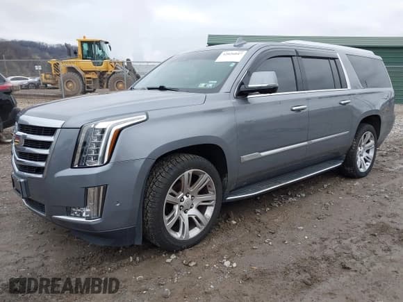 ✅ 2018 Cadillac Escalade ESV Luxury • VIN: 1GYS4HKJ6JR226827 • Lot: 42026047. Listed on IAAI with 86,525 mi. Free auction sales archive from the USA and detailed vehicle history report at DreamBid. Image 2.