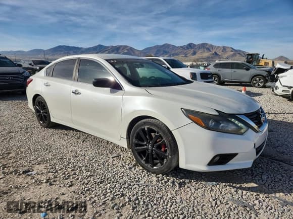 ✅ 2017 Nissan Altima SL • VIN: 1N4AL3AP8HC220012 • Лот: 91795855. Опубликован ранее на Copart с пробегом 102 075 миль. Бесплатный доступ к архиву аукционных продаж из США и подробный отчёт об истории автомобиля на DreamBid. Изображение 4.