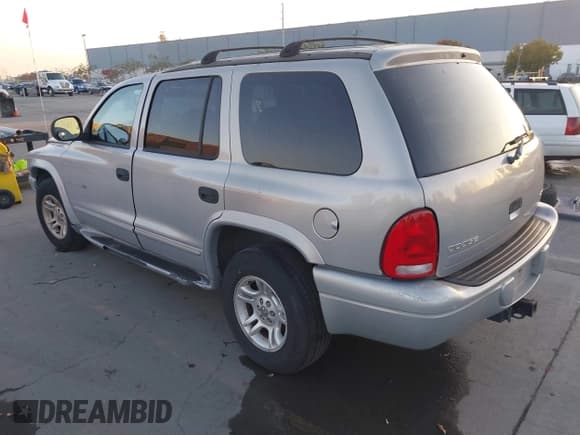✅ 1998 Dodge Durango • VIN: 1B4HS28Y3WF139092 • Lot: 43864323. Listed on IAAI with 215,864 mi. Free auction sales archive from the USA and detailed vehicle history report at DreamBid. Image 3.