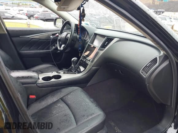 ✅ 2017 Infiniti Q50 Premium • VIN: JN1CV7AR2HM682584 • Lot: 42226116. Listed on IAAI with 68,833 mi. Free auction sales archive from the USA and detailed vehicle history report at DreamBid. Image 5.