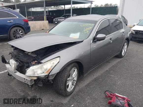 ✅ 2015 Infiniti Q40 • VIN: JN1CV6AR9FM650643 • Lot: 43771445. Wystawiony na IAAI z przebiegiem 134 792 mil. Bezpłatny archiwum sprzedaży aukcyjnych z USA i szczegółowy raport historii pojazdu na DreamBid. Zdjęcie 19.