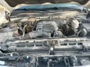 ✅ 2017 Chevrolet Silverado 2500HD • VIN: 1GB2KUEG3HZ201970 • Лот: 72195734. Опубликован ранее на Copart с пробегом 254 058 миль. Бесплатный доступ к архиву аукционных продаж из США и подробный отчёт об истории автомобиля на DreamBid. Изображение 7.