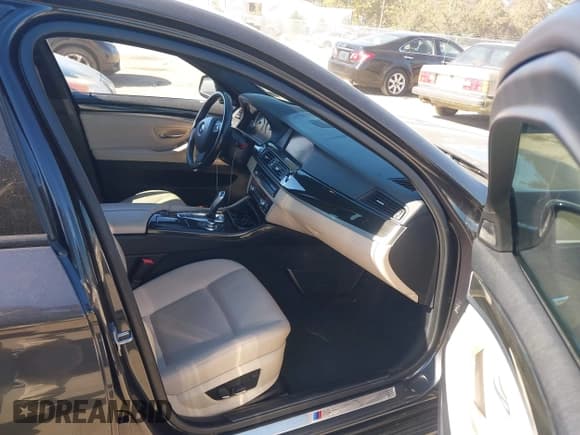 ✅ 2013 BMW 5 Series 535i • VIN: WBAFR7C5XDC821902 • Лот: 43521360. Опубликован ранее на IAAI с пробегом 140 433 миль. Бесплатный доступ к архиву аукционных продаж из США и подробный отчёт об истории автомобиля на DreamBid. Изображение 5.