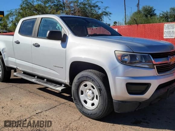 ✅ 2017 Chevrolet Colorado 2WD WT • VIN: 1GCGSBEN6H1245853 • Лот: 92338045. Опубликован ранее на Copart с пробегом 55 538 миль. Бесплатный доступ к архиву аукционных продаж из США и подробный отчёт об истории автомобиля на DreamBid. Изображение 1.